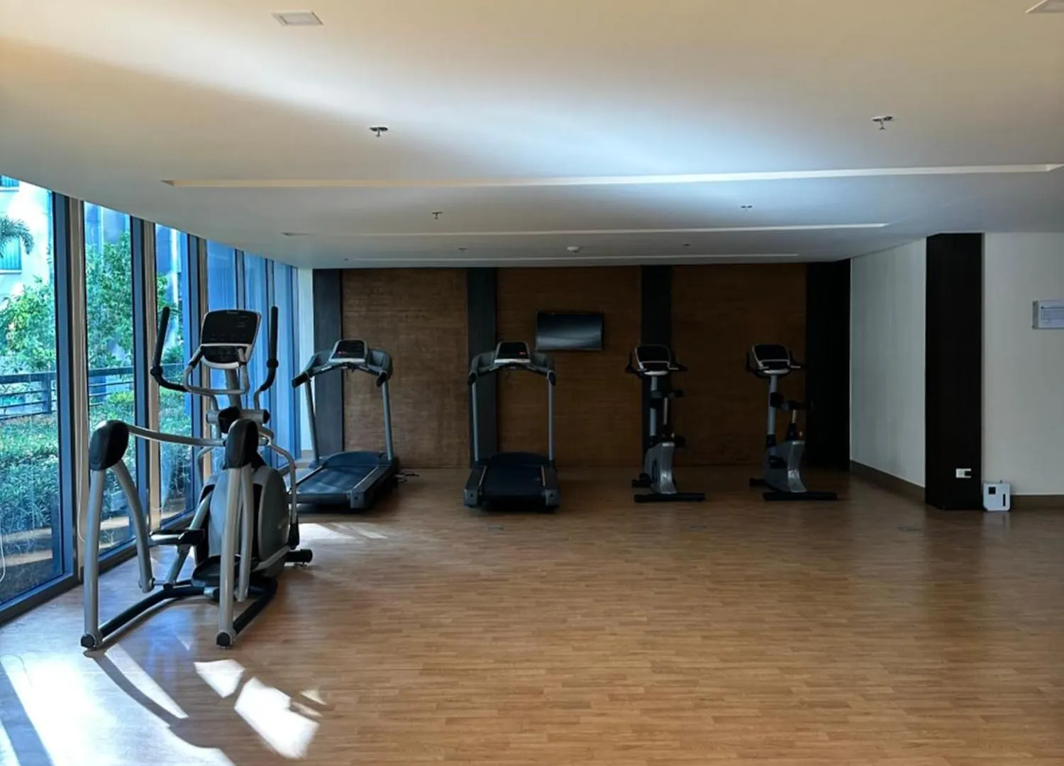 81 Newport Blvd Cluster 4 Unit B 3Rd Flr By Rechelle Nunag Pasay Filipinas