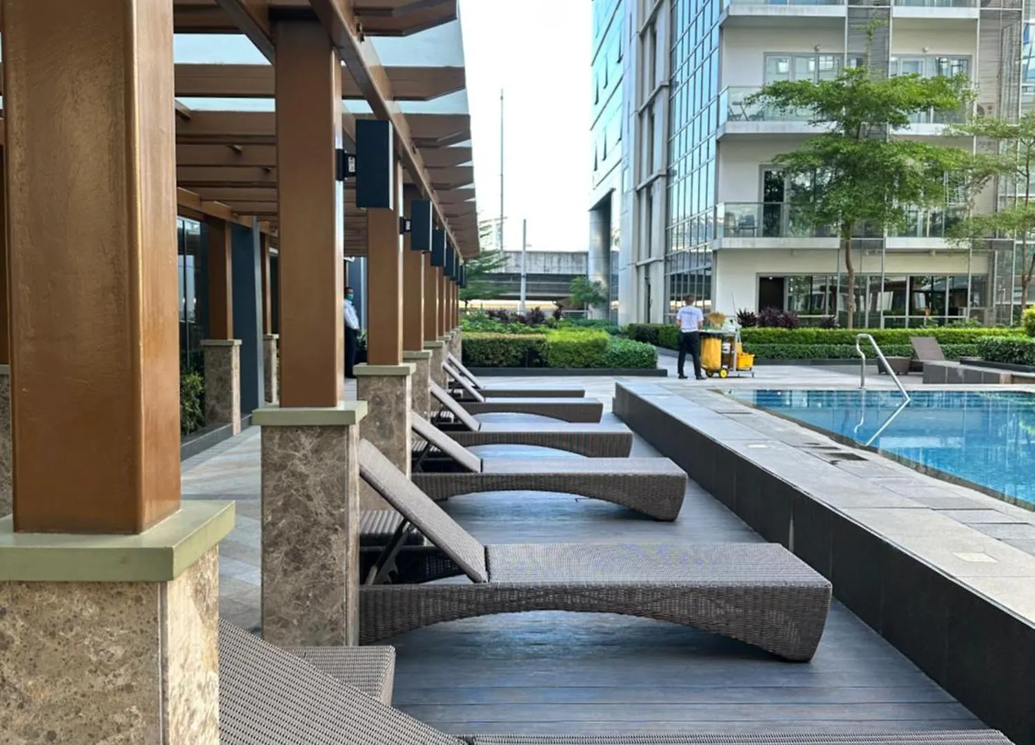 81 Newport Blvd Cluster 4 Unit B 3Rd Flr By Rechelle Nunag Pasay Lägenhetshotell