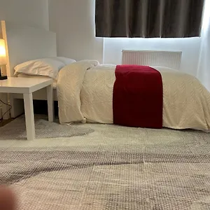 https://city-stepney-inn.cambridgehotelsuk.com