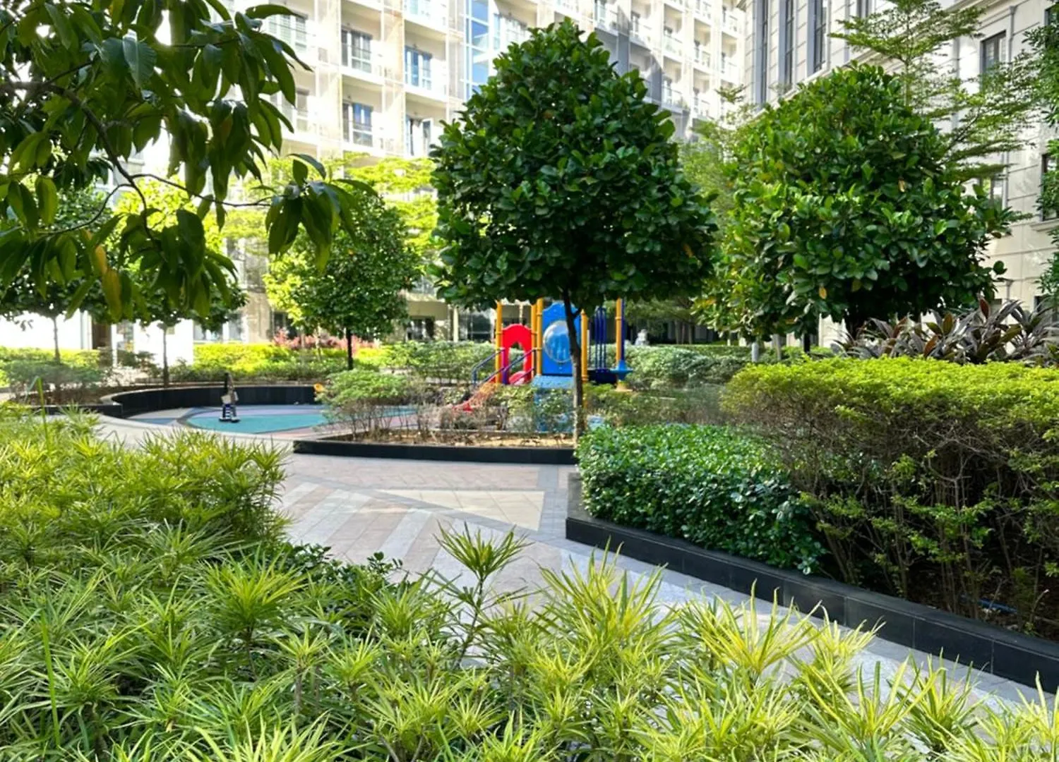 Aparthotel 81 Newport Blvd Cluster 4 Unit B 3Rd Flr By Rechelle Nunag Pasay Philippines